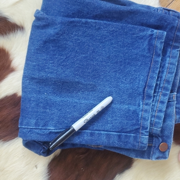 WRANGLERS - Picture 4 of 4